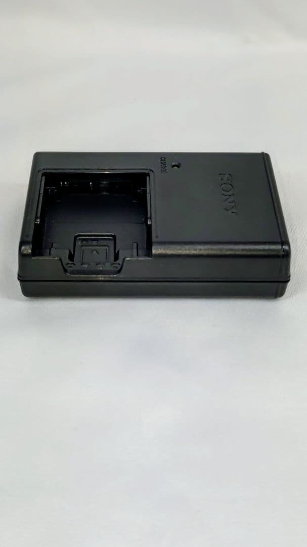 【動作確認済】SONYサイバーショットT700 メディア、電池付すぐに使えます