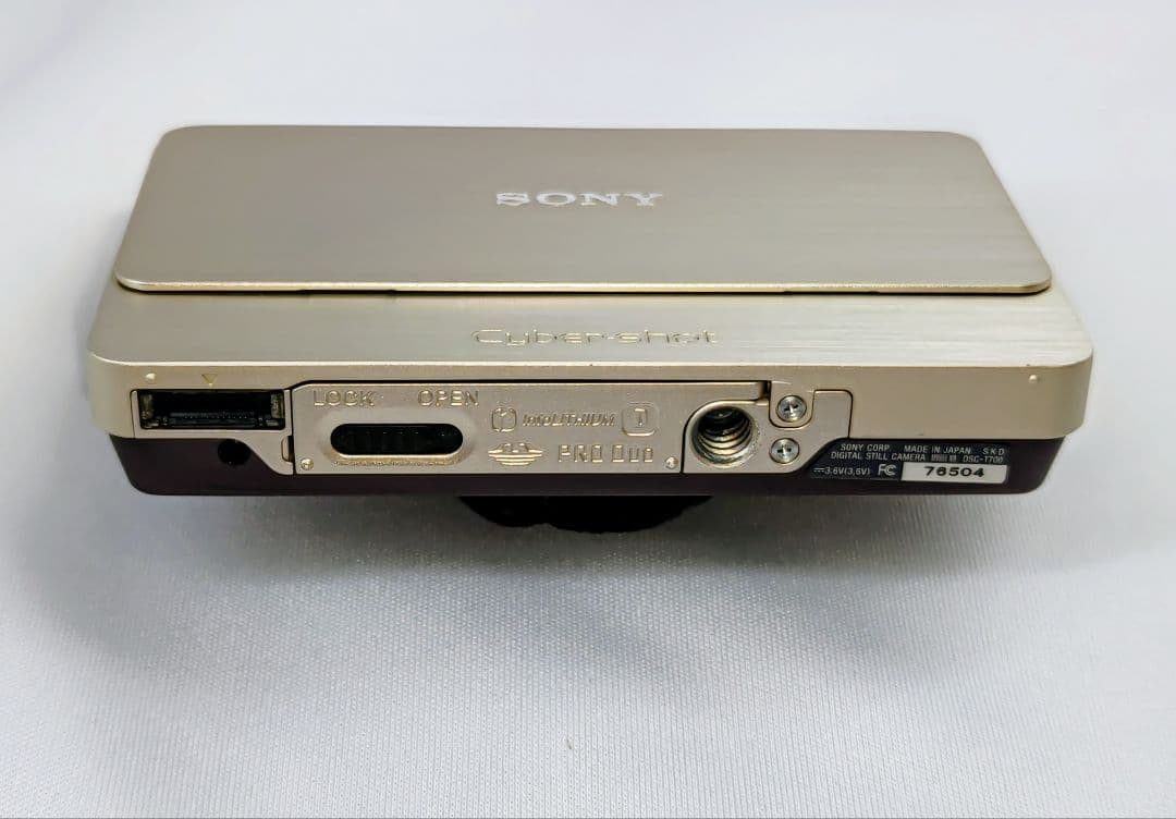 【動作確認済】SONYサイバーショットT700 メディア、電池付すぐに使えます