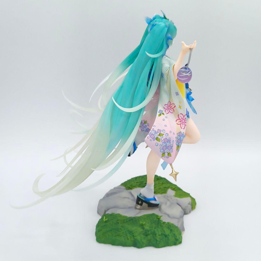 フリュー 初音ミク 真夏花火 1/7 フィギュア