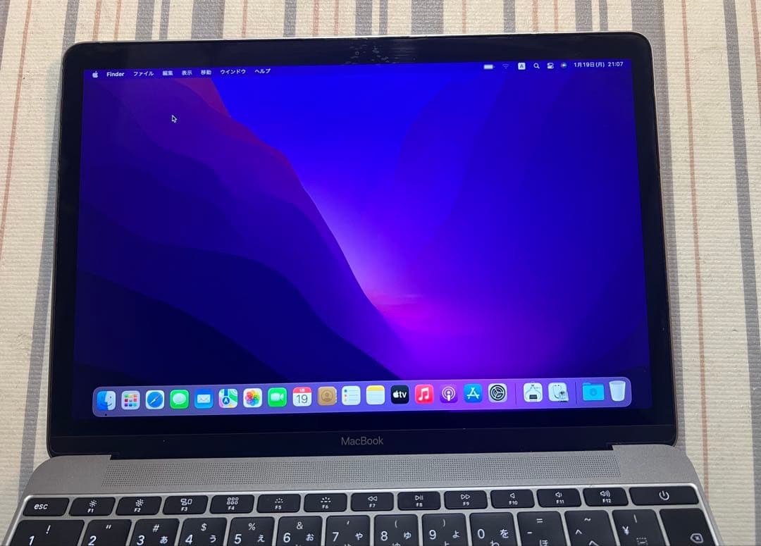 MacBook 12インチ Mid 2017 Core m3/16G/256G