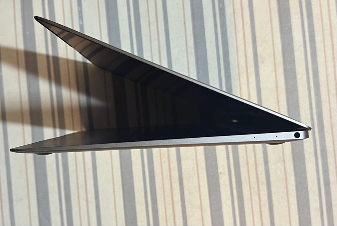 MacBook 12インチ Mid 2017 Core m3/16G/256G