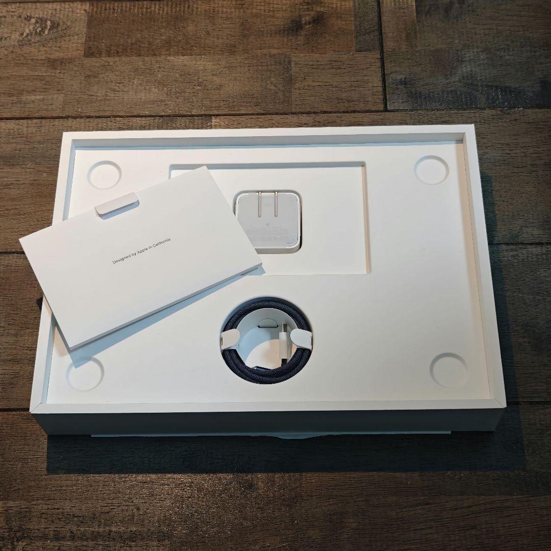 【ほぼ未使用】MacBook Air M4 13インチ 16GB 512GB