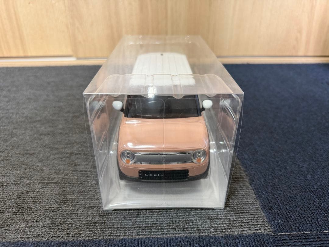 スズキ ラパン ミニカー ピンクホワイト カラーサンプル XBS 1/18
