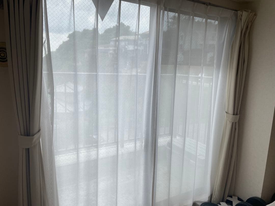 ケユカ　タック付き遮光カーテン&レースセット　掃き出し窓用