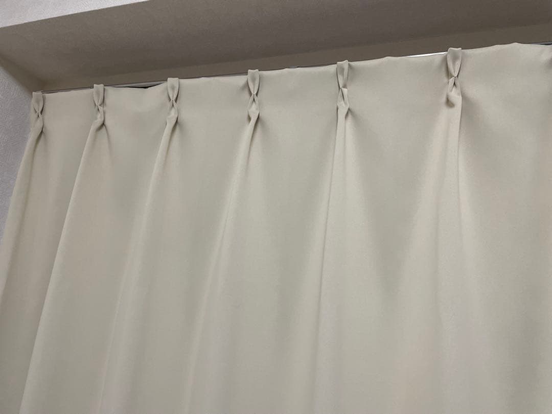 ケユカ　タック付き遮光カーテン&レースセット　掃き出し窓用