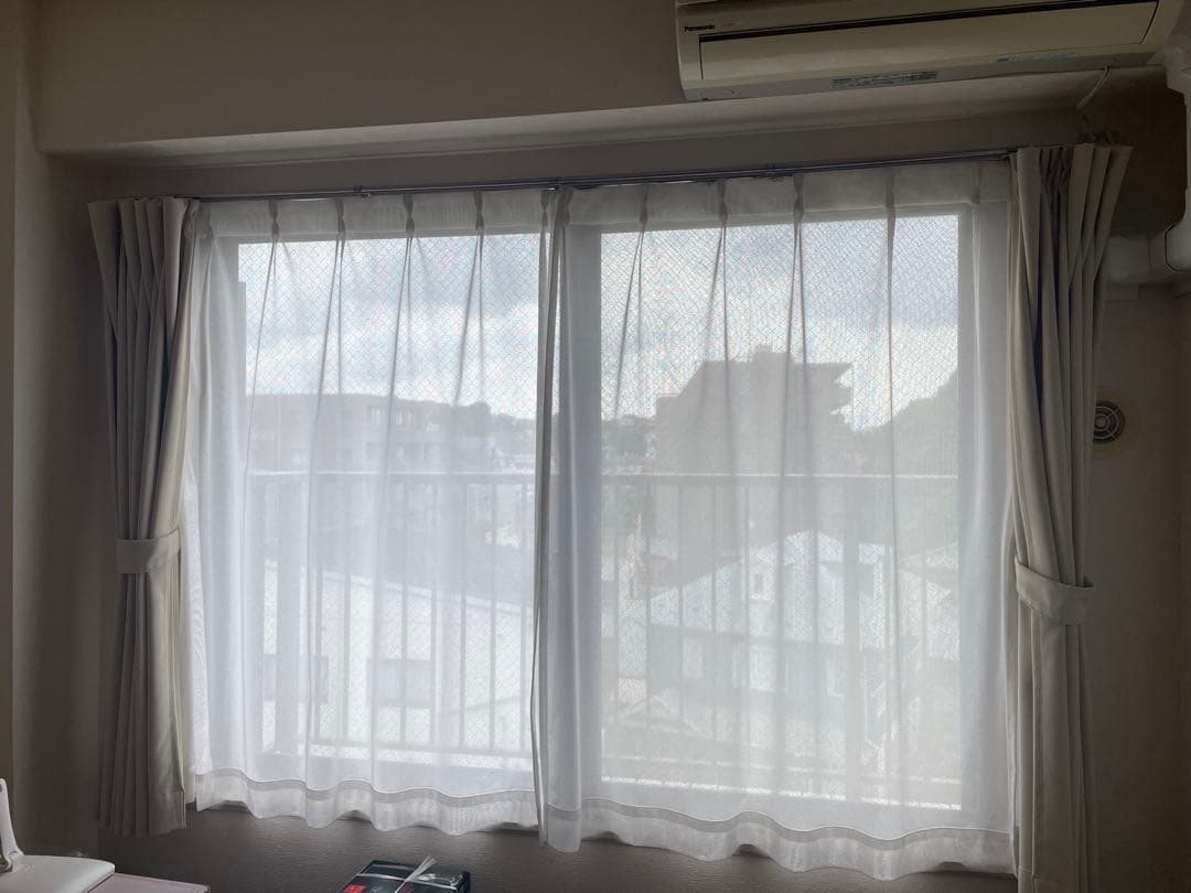 ケユカ　タック付き遮光カーテン&レースセット　掃き出し窓用