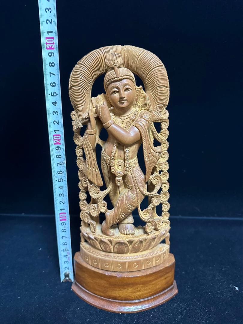 木彫り　白檀　インド　仏像　彫刻 置物　細密細工　骨董　アンティーク