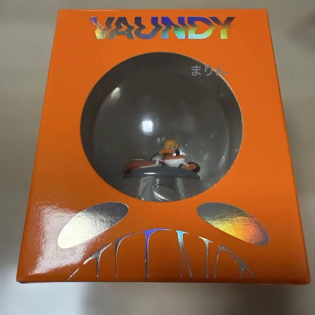 Vaundy  Globe \"SILENCE\" スノードーム フィギュア