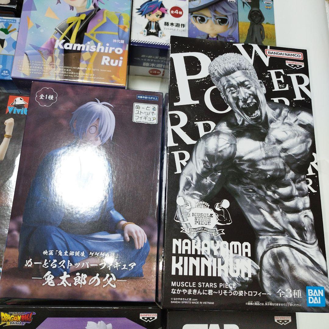 フィギュア　まとめ売り　１８点