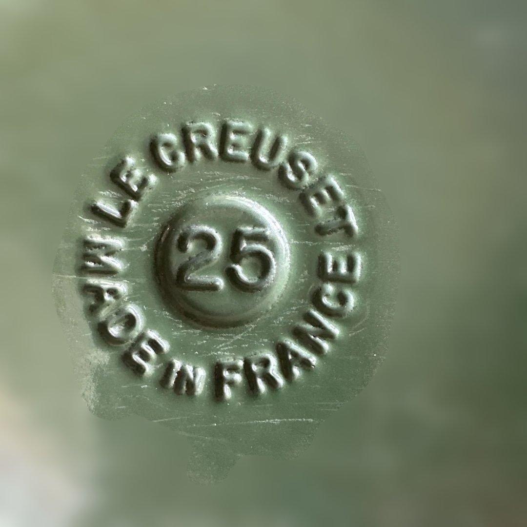 チ*コ様 LE CREUSET グリーン 両手鍋 蓋付き