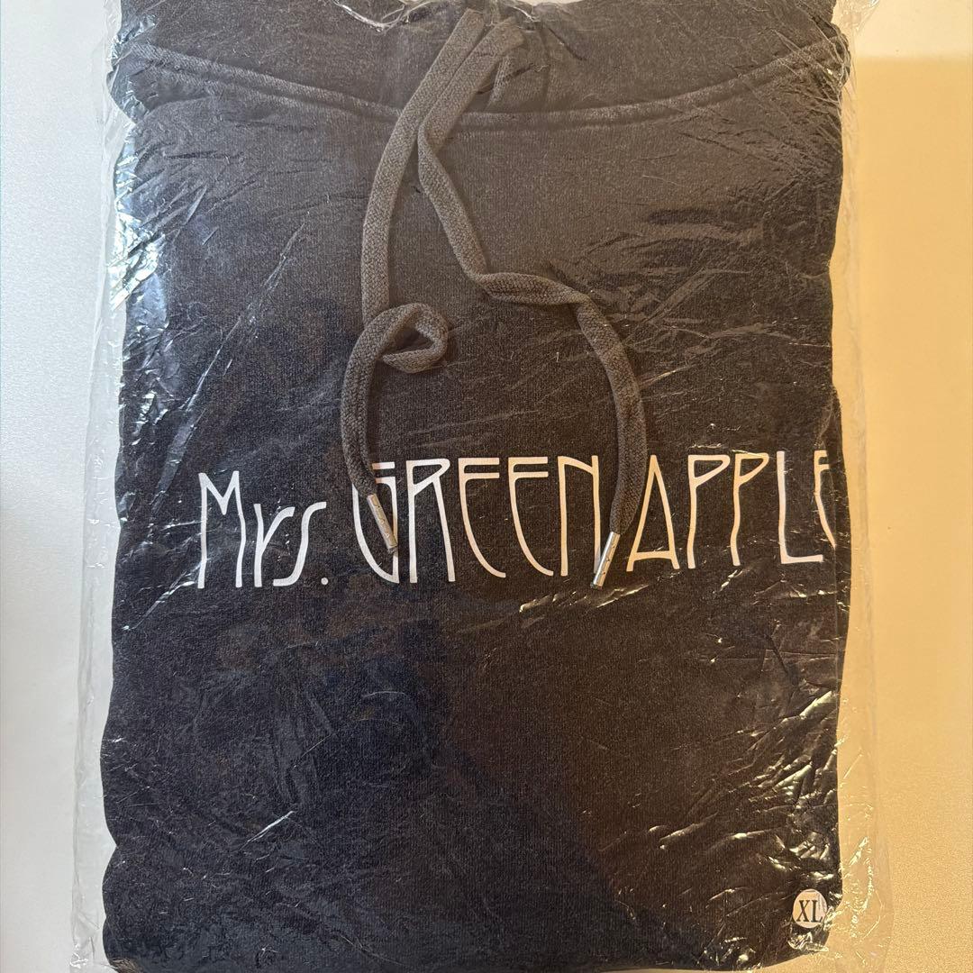 ミセス バベルの塔 フーディ XLサイズ