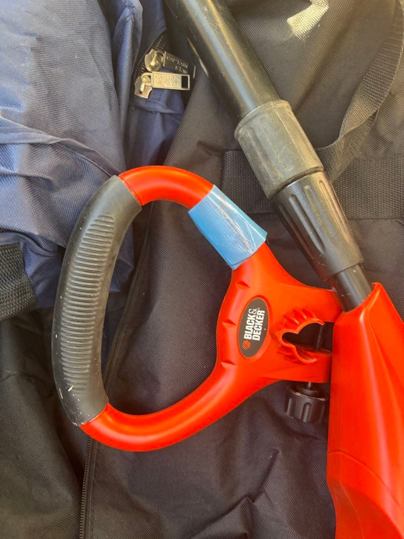 お値下げ！コードレスミニ 耕運機 LGC120ブラックアンドデッカー