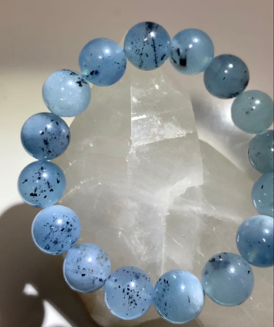 ⭐️発色抜群⭐️マイカインアクアマリン　ブレスレット① アクアマリン
