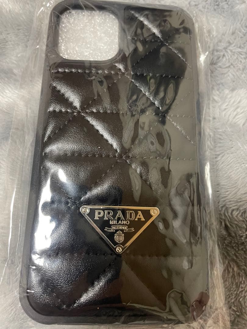 PRADA iPhoneケース12ブラック