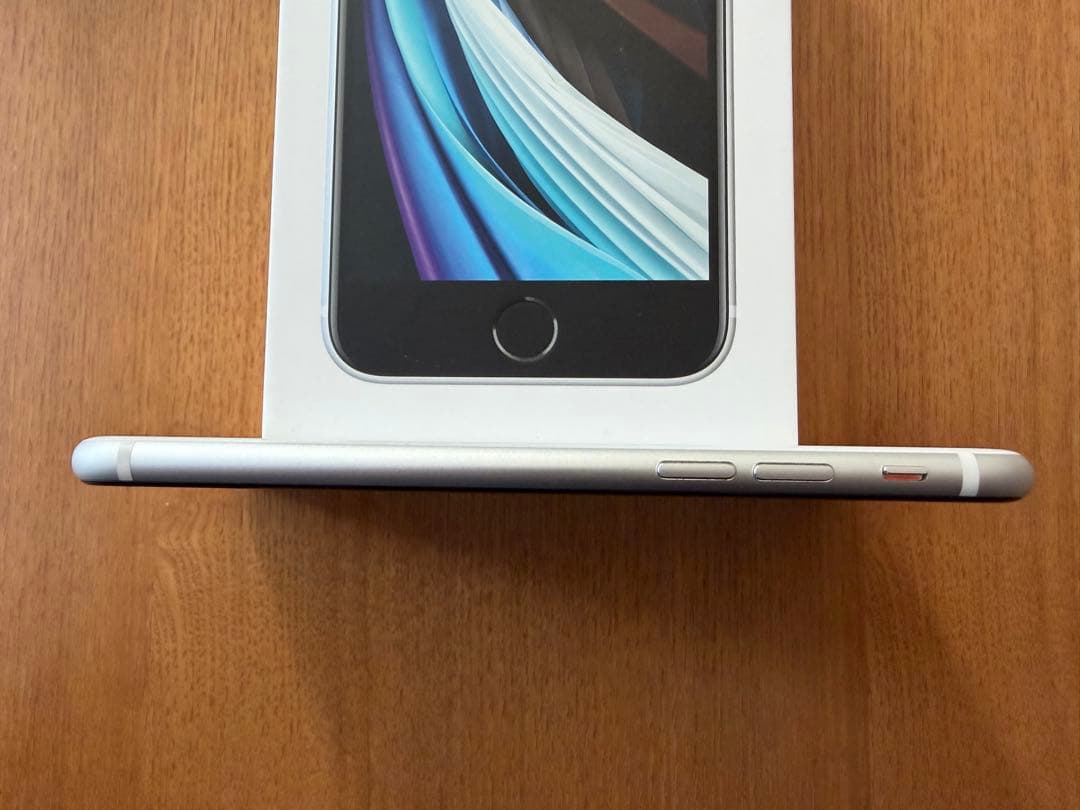 iPhone SE (第2世代) 64GB SIMフリー ホワイト③