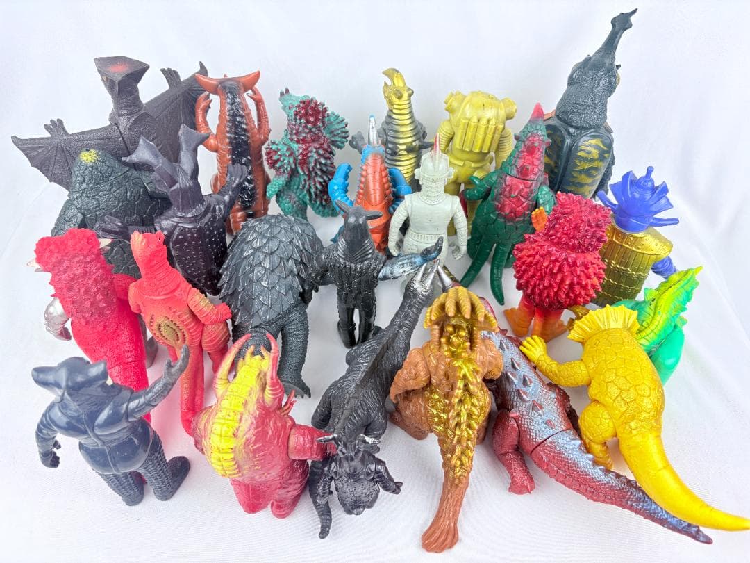 ウルトラマン 怪獣 硬質 ジャンク 現状 破損あり 昭和 レトロ 特撮 まとめ