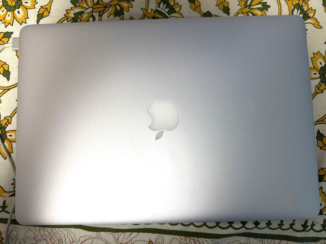 Apple MacBookPro 15.4インチ　シルバー　モデルA1398