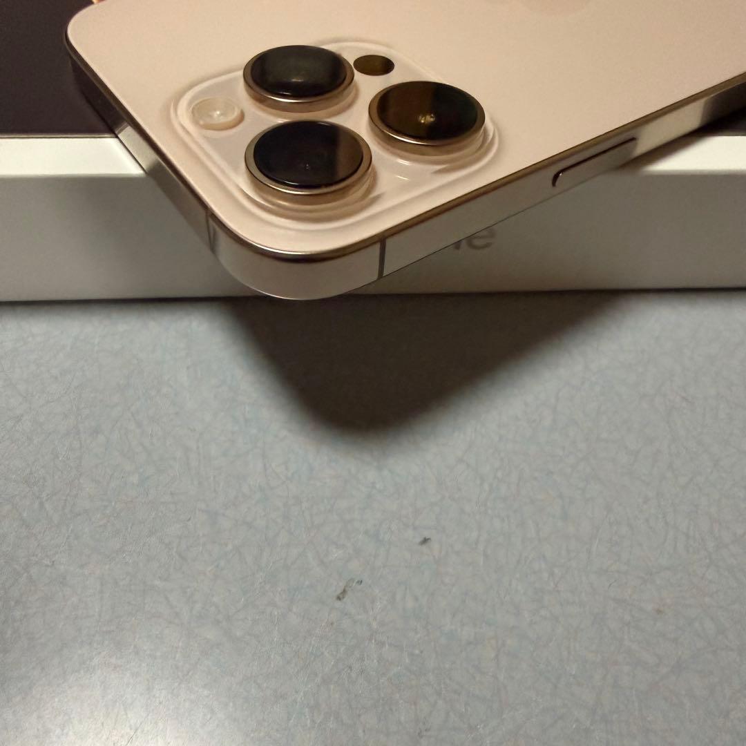 iPhone 16proMAX Apple Store版　SIMフリー