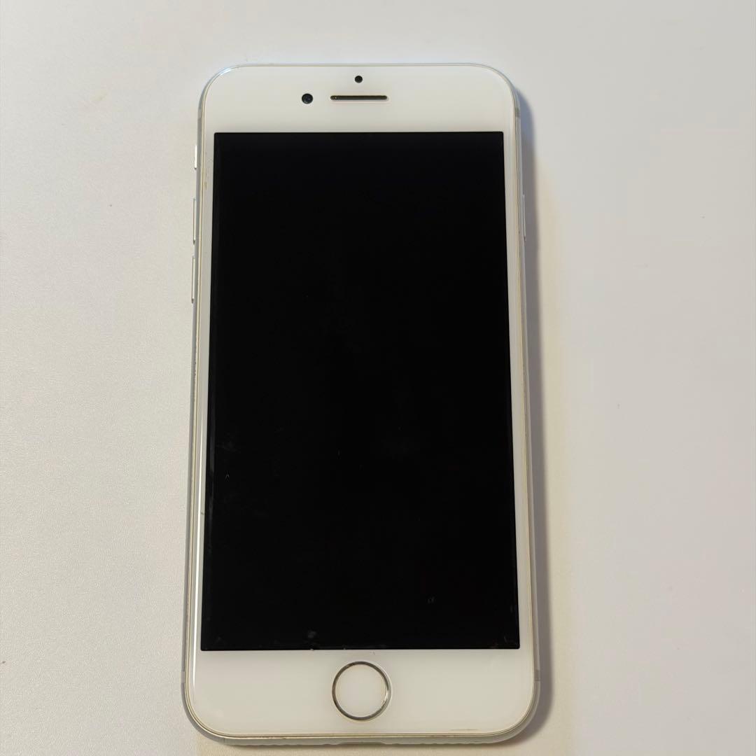 iPhone 8 256GB A1906 バッテリー84％