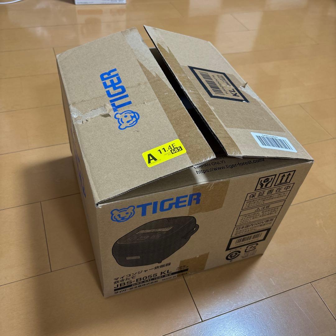 タイガー魔法瓶(TIGER)炊飯器3合 JBS-B055KL