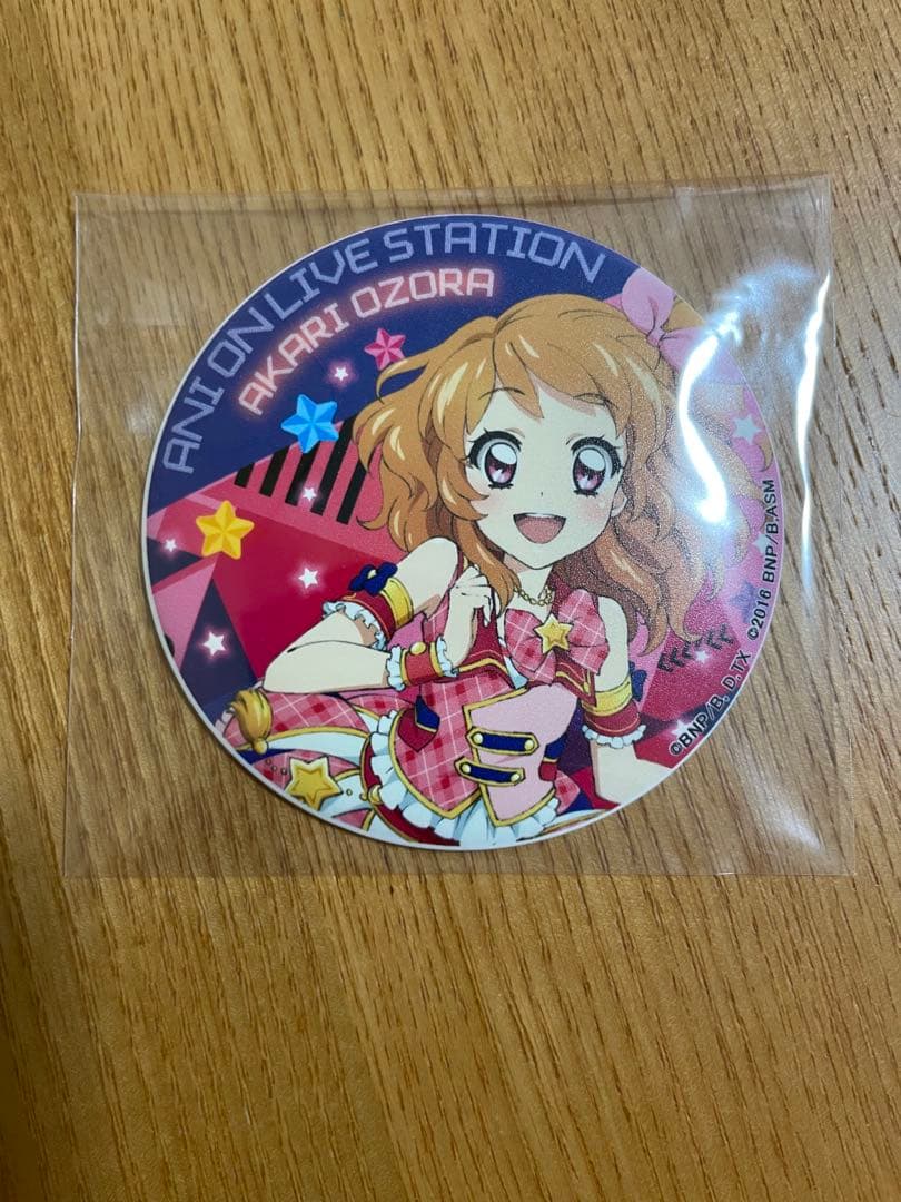 【大空あかり】アイカツ アニON マグネット付きバッジ