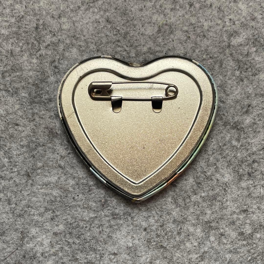 コードギアス反逆のルルーシュ　一番カフェ　 ハート型缶バッジ　枢木スザク