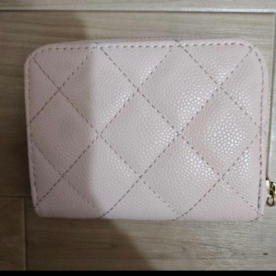 CHANEL ノベルティーピンクケース
