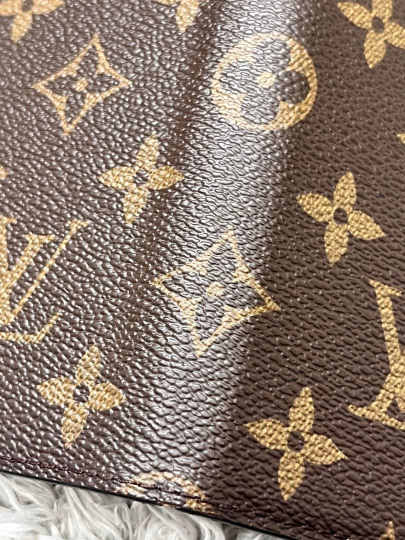 【しろこ】LOUIS VUITTON ルイヴィトン モノグラム フォリオ