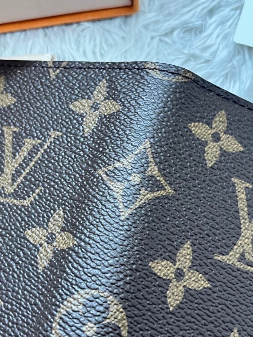 【しろこ】LOUIS VUITTON ルイヴィトン モノグラム フォリオ
