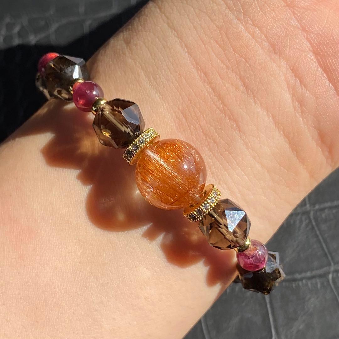 煌めくキャッツアイルチル！デザインブレスレット♪