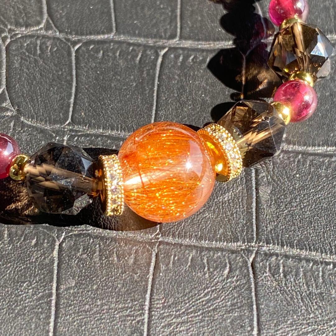 煌めくキャッツアイルチル！デザインブレスレット♪