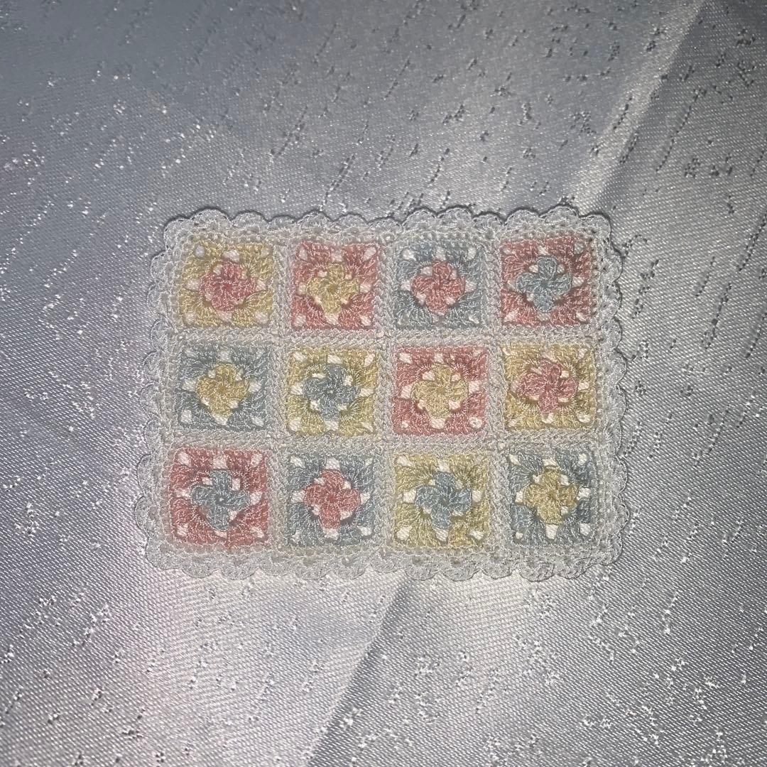 ミニチュア　レース編み　ドールハウス　ハンドメイド