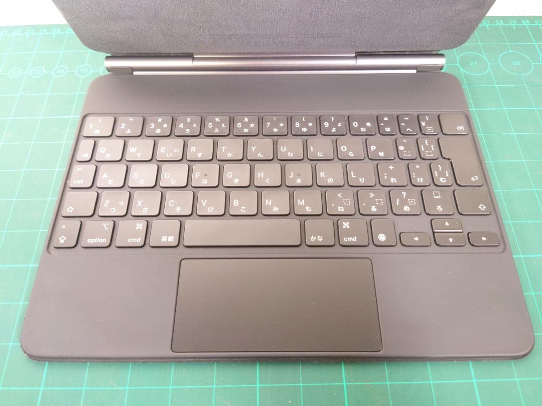 【美品】 iPad Magic Keyboard A2261 MXQT2J/A