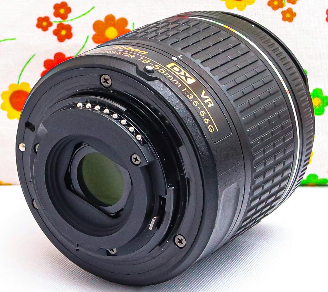 美品 ニコン Nikon D5600☆スマホに転送☆高性能一眼レフ☆自撮り可能！