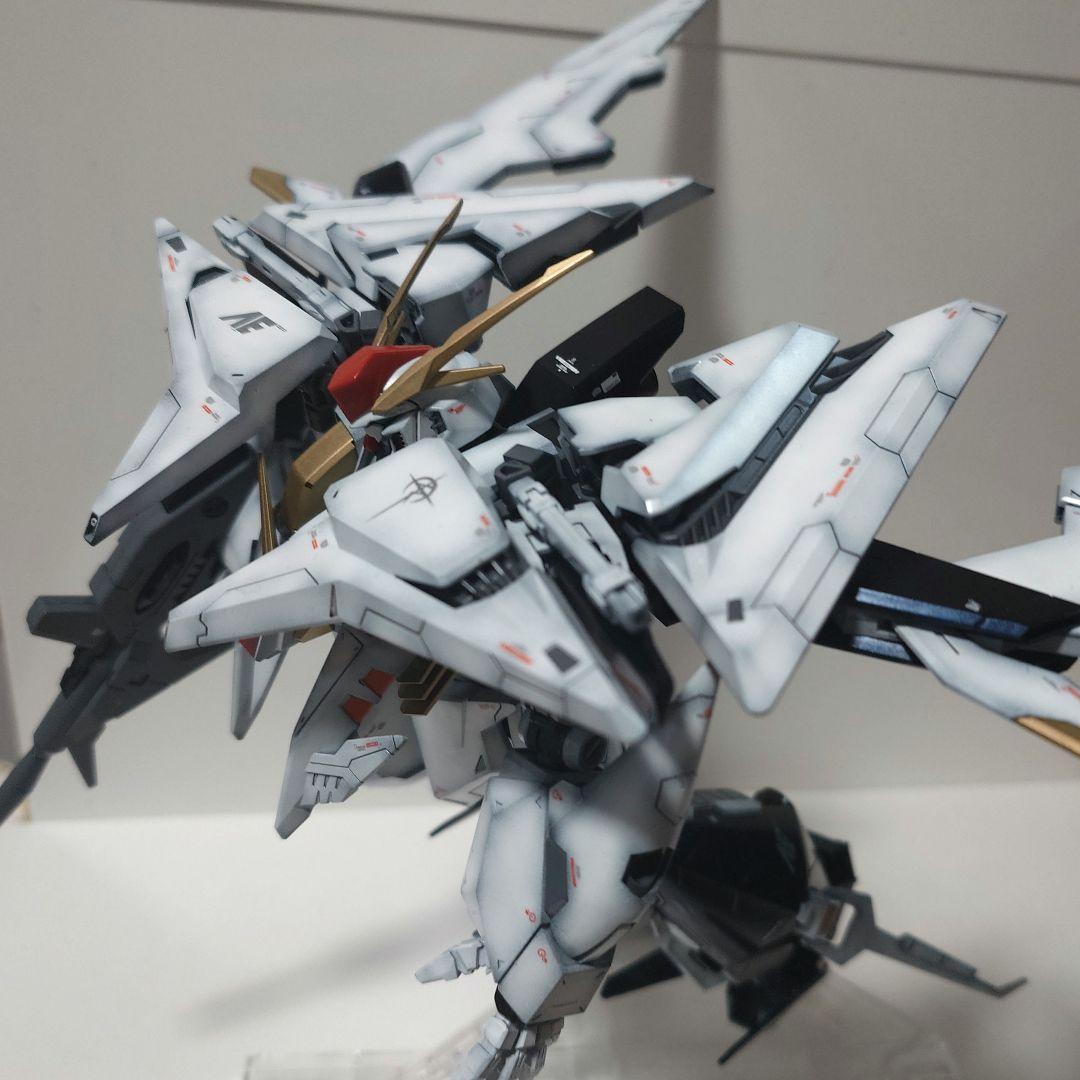 塗装済完成品　クスィーガンダムHGUC　おまけ台座
