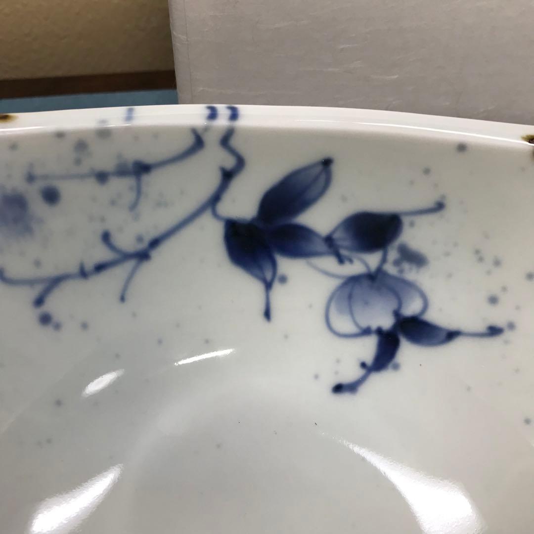 福泉窯　染付草花紋　耳付変形鉢　1客　共箱入り　新品未使用