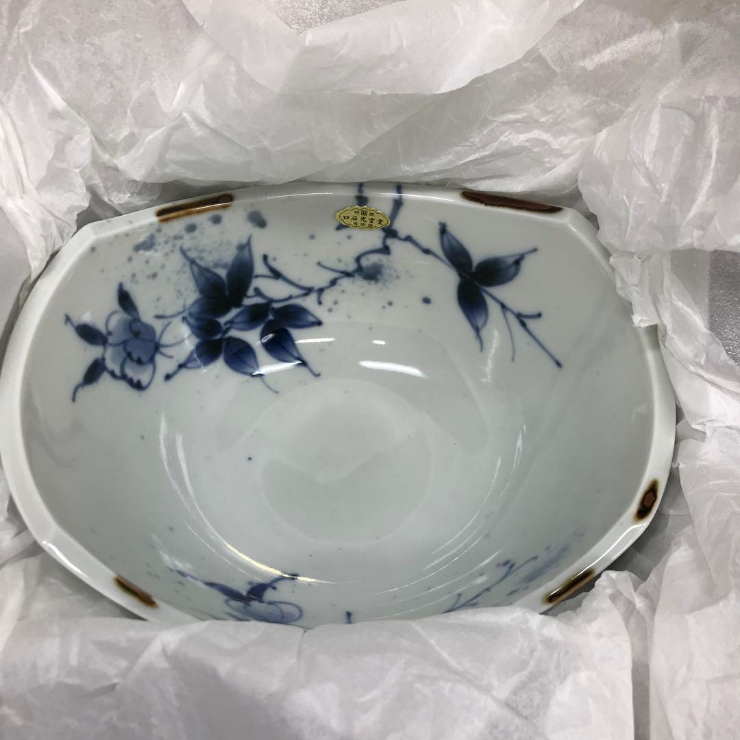 福泉窯　染付草花紋　耳付変形鉢　1客　共箱入り　新品未使用