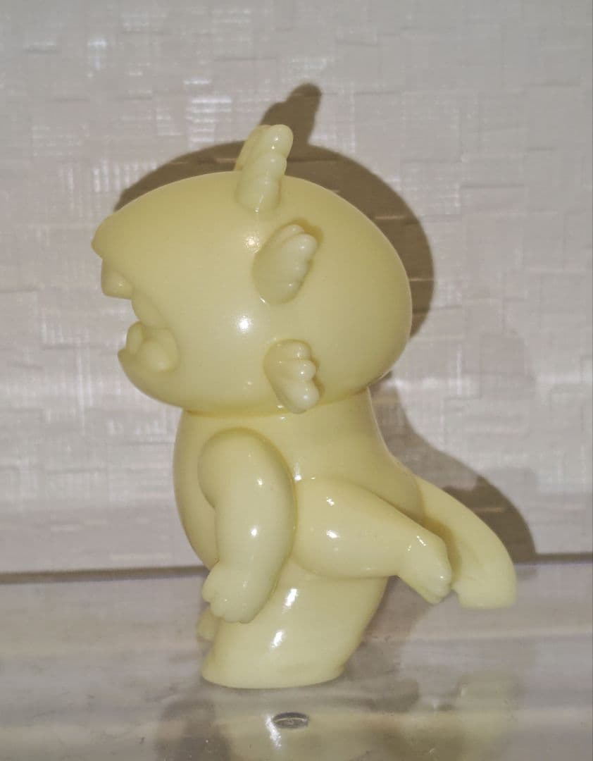 GRAPE BRAIN ロッキャクウーパーまかろに 蓄光 GIDウーパールーパー