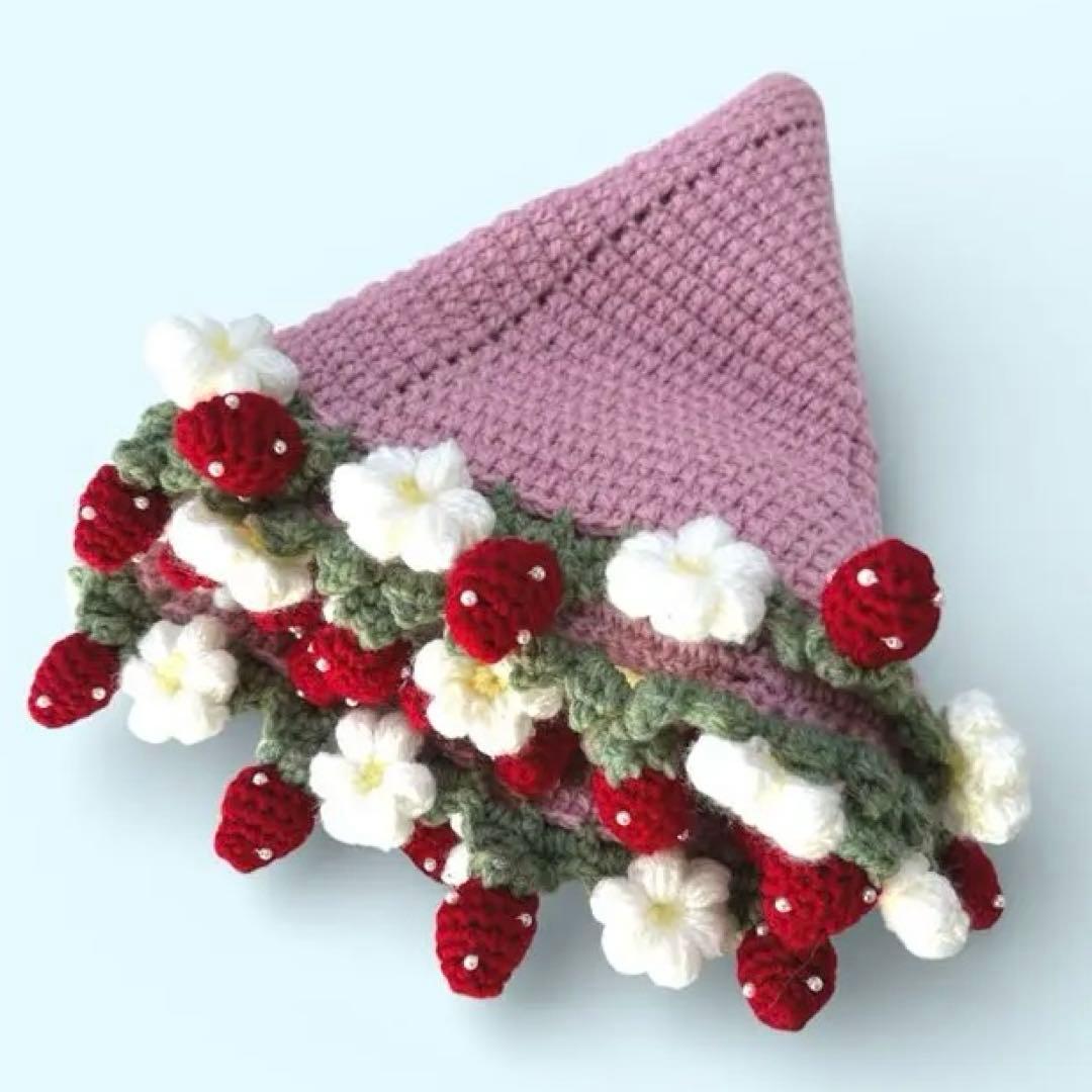 HATOM　いちご畑のブーケブランケット　枯れない花束