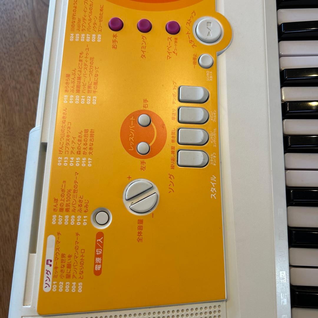 Yamaha EZ-210 電子キーボード 61鍵