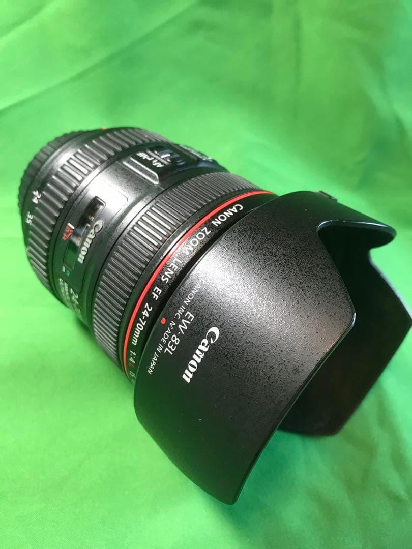 Canon EF24-70mm f4L IS USM フードEW-83L付き