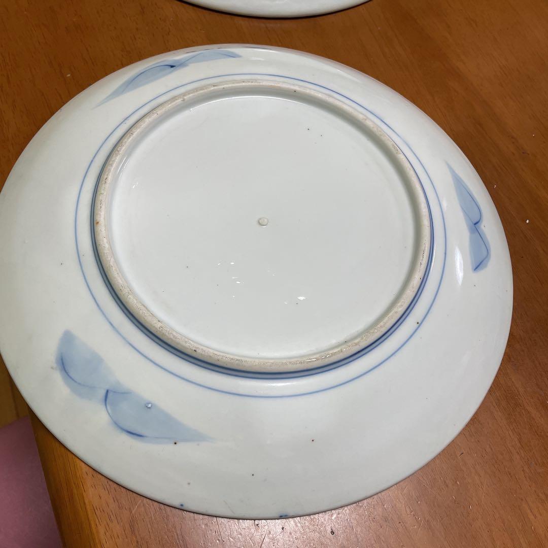 青白い山水画の陶磁器皿　3枚セット