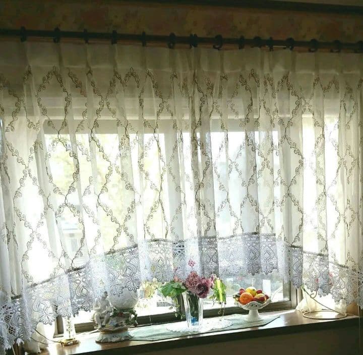 カフェカーテン【☆あみたん☆様オーダー品　レースアーチカーテン】ハンドメイド