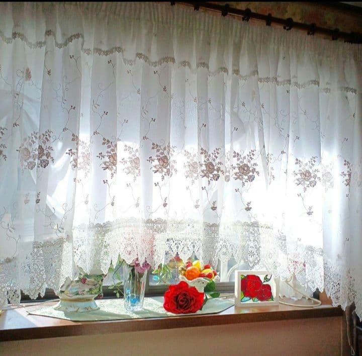 カフェカーテン【☆あみたん☆様オーダー品　レースアーチカーテン】ハンドメイド