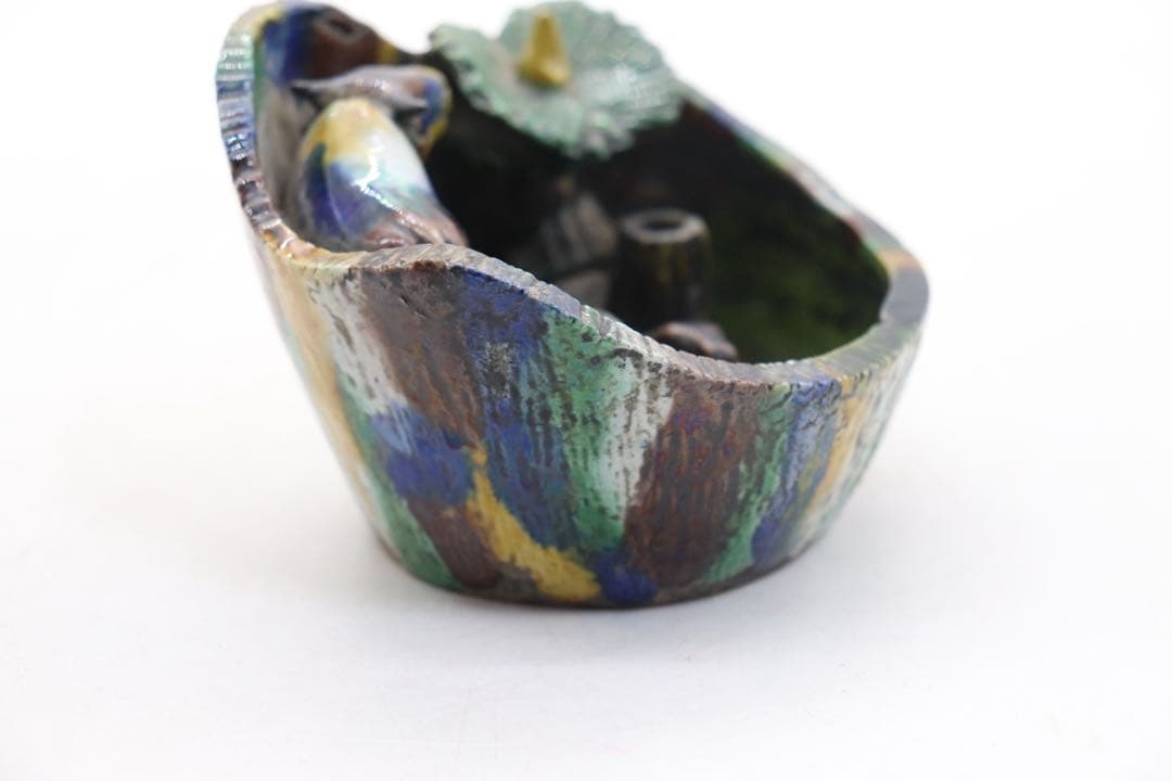 中国　明時代　素三彩　牛舎　アンティーク　木箱付　送料込み260407