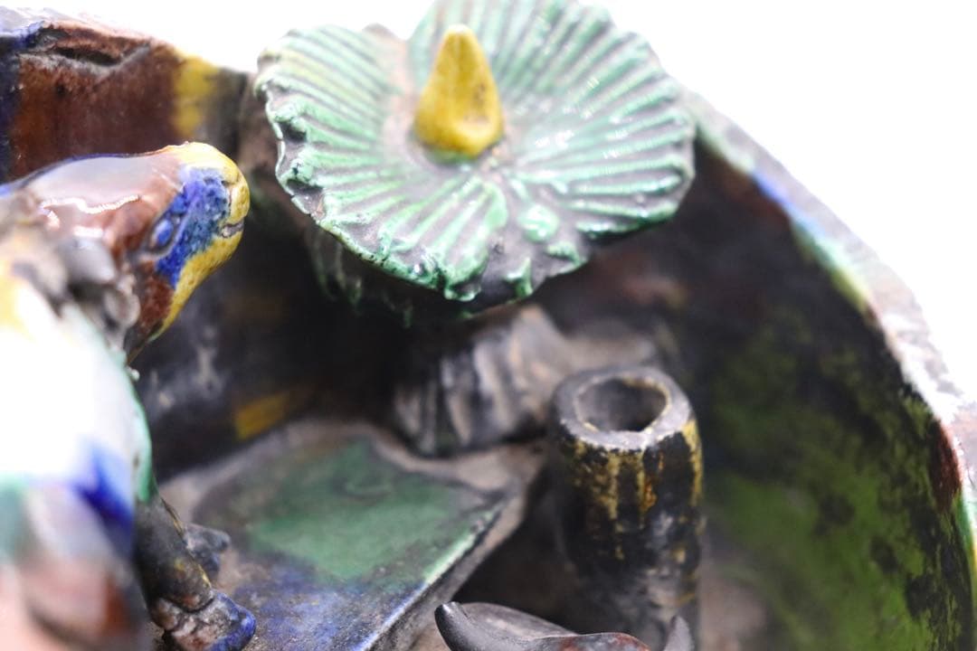 中国　明時代　素三彩　牛舎　アンティーク　木箱付　送料込み260407