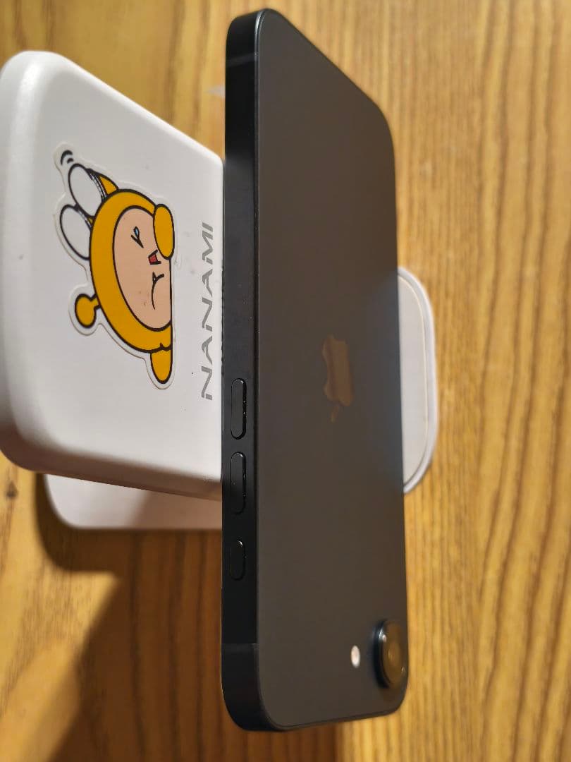 Apple iPhone 16e 128GB 新品未使用