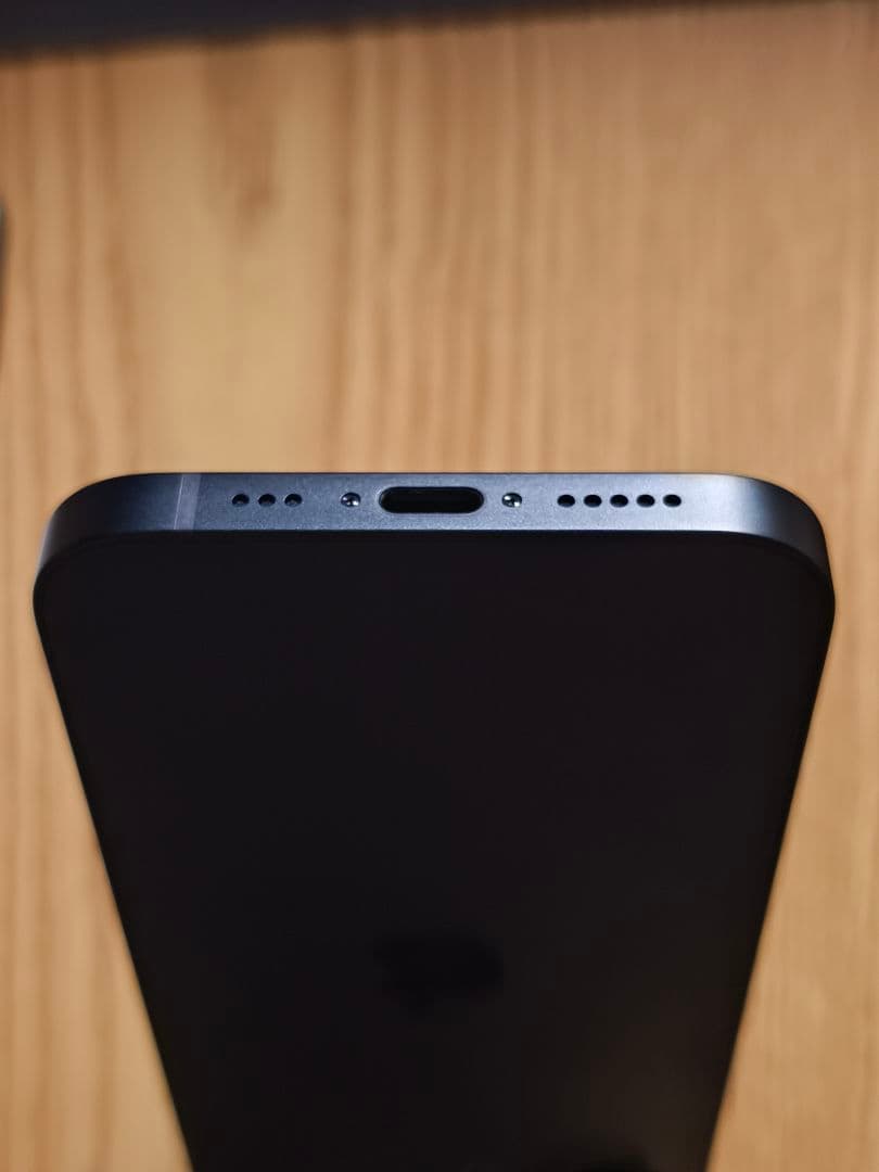 Apple iPhone 16e 128GB 新品未使用
