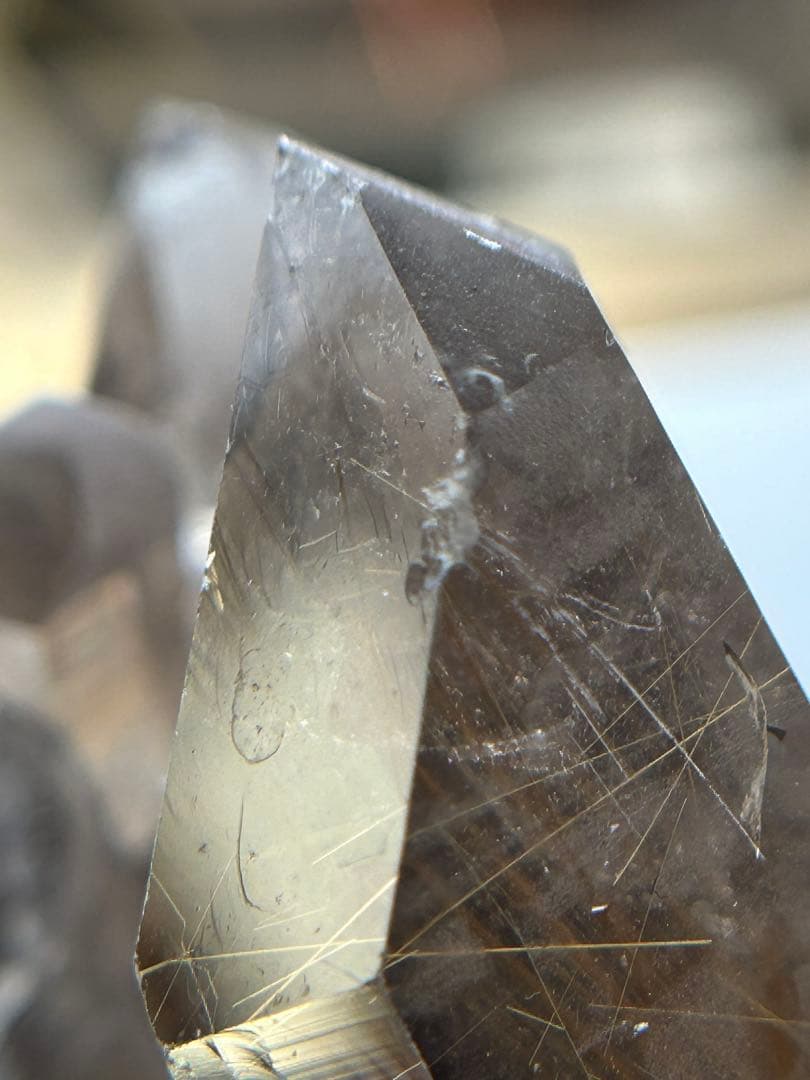 【新品未使用】スモーキールチル 原石 118g 母岩付きフロスト天然石