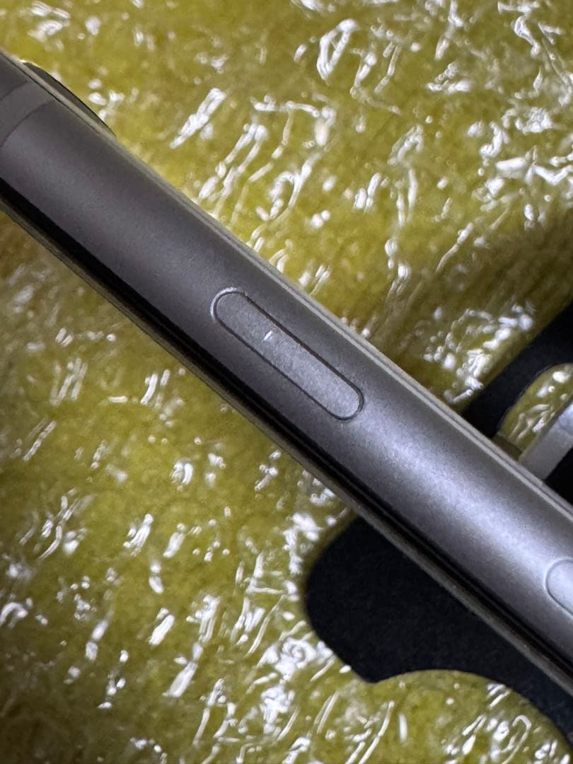 iPhone SE (第2世代) ホワイト 64GB